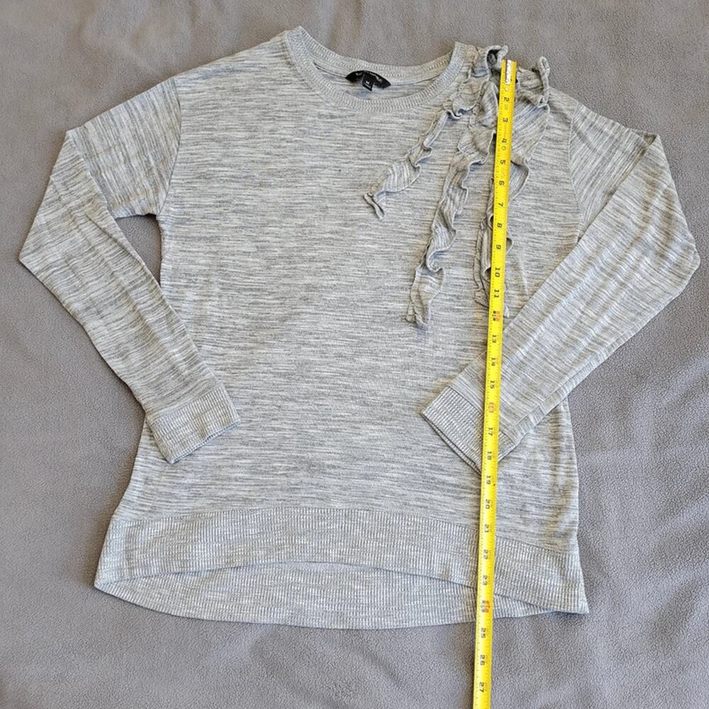 BANANA REPUBLIC Shirt Womens Medium Gray Long Sleeve Speckled Ruffle Hem - Picture 2 of 13